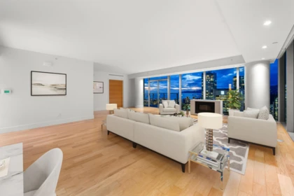 Primary Bedroom Photo of 4602 667 Howe Street, Vancouver, BC