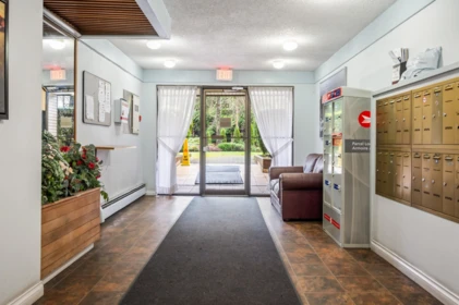 302 10662 151a Street, Surrey, BC, Surrey — Apartment/Condo for sale
