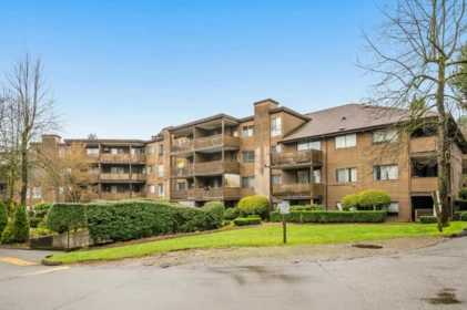 302 10662 151a Street, Surrey, BC, Surrey — Apartment/Condo for sale