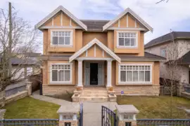 8038 Selkirk Street, Vancouver, BC