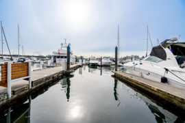 D7 1088 Marinaside Crescent, Vancouver, BC