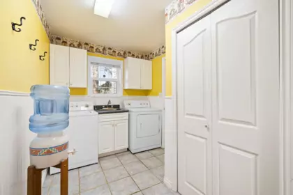 Kitchen Island Photo of 2789 Cranley Drive, Surrey, BC