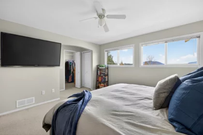 Walk-In Closet Photo of 10 46906 Russell Road, Chilliwack, BC