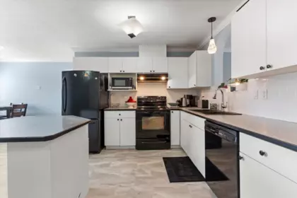 Kitchen Island Photo of 8 6480 Vedder Road, Chilliwack, BC