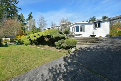 Loft / Bonus Room Photo of 5218 Sunshine Coast Highway, Sechelt, BC
