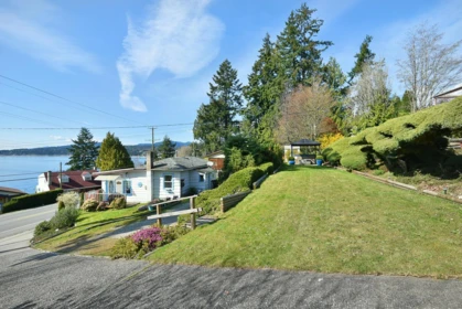 Mudroom Photo of 5218 Sunshine Coast Highway, Sechelt, BC