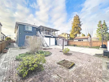 Aerial View of 6970 Willingdon Avenue, Burnaby, BC