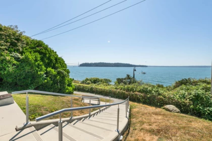 208 2119 Bellevue Avenue, West Vancouver, BC, West Vancouver — Apartment/Condo for sale