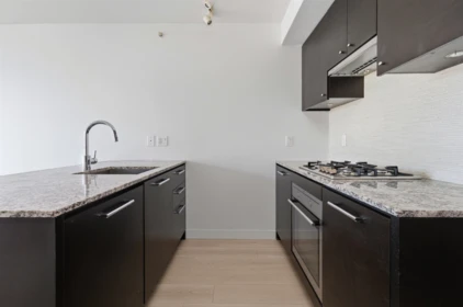 Kitchen Island Photo of 610 6180 Cooney Road, Richmond, BC