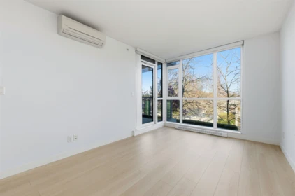 Primary Bedroom Photo of 610 6180 Cooney Road, Richmond, BC