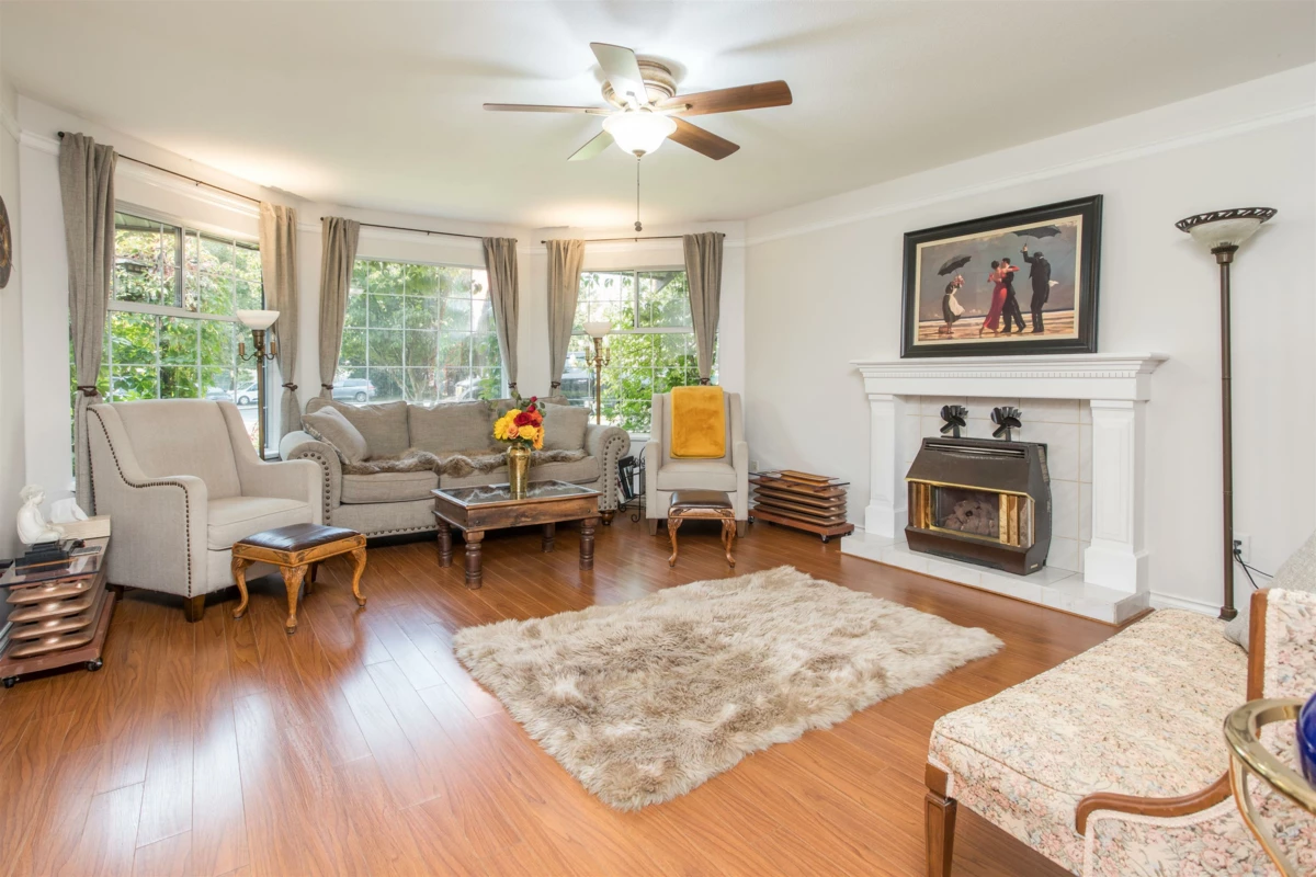 Living Room Photo of 12388 Nikola Street, Pitt Meadows, BC