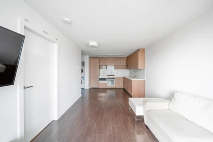 Guest Bathroom Photo of 701 13696 100 Ave, Surrey, BC