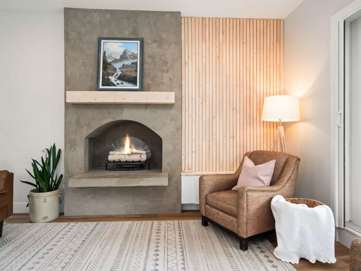 Family Room Photo of 20 4295 Old Clayburn Road, Abbotsford, BC