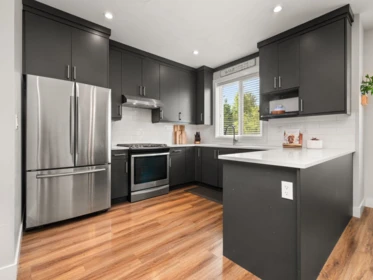 Breakfast Nook Photo of 20 4295 Old Clayburn Road, Abbotsford, BC