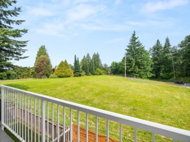 Hot Tub / Spa Photo of 20 4295 Old Clayburn Road, Abbotsford, BC