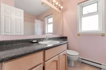 Hallway Photo of 1586 Sheffield Drive, Agassiz, BC