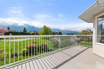 Powder Room Photo of 1586 Sheffield Drive, Agassiz, BC