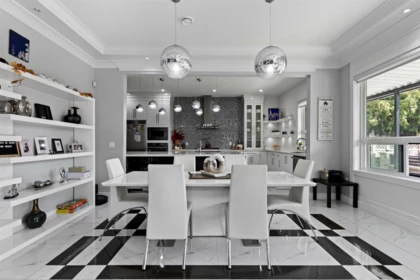 Breakfast Nook Photo of 10578 127a Street, Surrey, BC