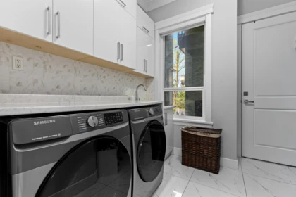 Guest Bathroom Photo of 10578 127a Street, Surrey, BC