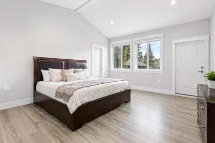 Laundry Room Photo of 10578 127a Street, Surrey, BC
