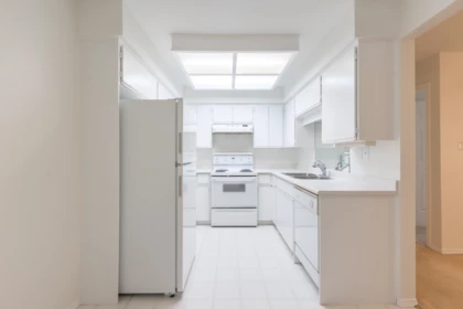 Guest Bathroom Photo of 206 1447 Best Street, White Rock, BC