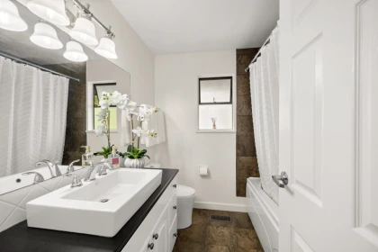 Basement Recreation Room Photo of 11473 Royal Crescent, Surrey, BC