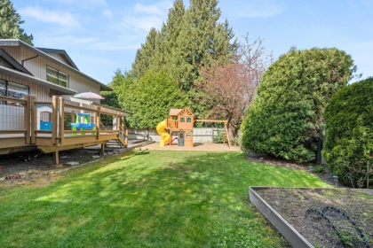 Front Yard Photo of 11473 Royal Crescent, Surrey, BC