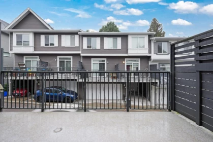 Walk-In Closet Photo of 165 8168 136 A Street, Surrey, BC