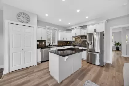 Pantry Photo of 19485 66a Avenue, Surrey, BC