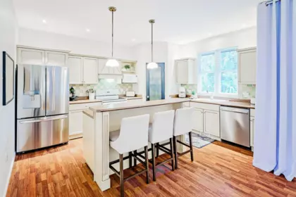 Kitchen Photo of 23346 133 Avenue, Maple Ridge, BC