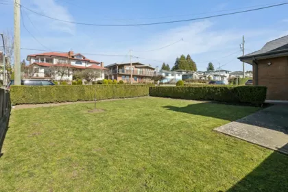 Garden / Landscaping Photo of 5356 Union Street, Burnaby, BC