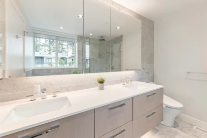 Laundry Room Photo of 5336 University Boulevard, Vancouver, BC