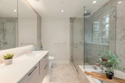 Powder Room Photo of 5336 University Boulevard, Vancouver, BC