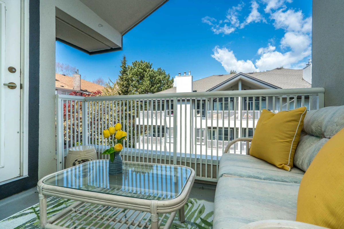 Living Room Photo of 304 15272 20 Avenue, Surrey, BC