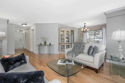 Kitchen Island Photo of 304 15272 20 Avenue, Surrey, BC