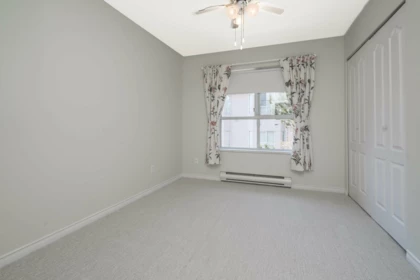 Mudroom Photo of 304 15272 20 Avenue, Surrey, BC