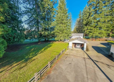 Swimming Pool Photo of 26267 64 Avenue, Langley, BC