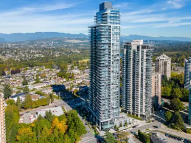 2206 4711 Hazel Street, Burnaby, BC, Burnaby — Apartment/Condo for sale
