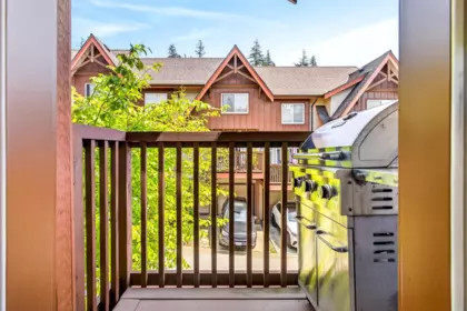 Mudroom Photo of 81 2000 Panorama Drive, Port Moody, BC