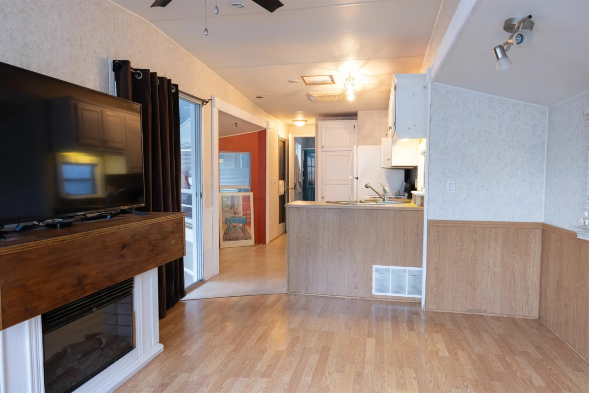 Dining Area Photo of 184 14600 Morris Valley Road, Mission, BC