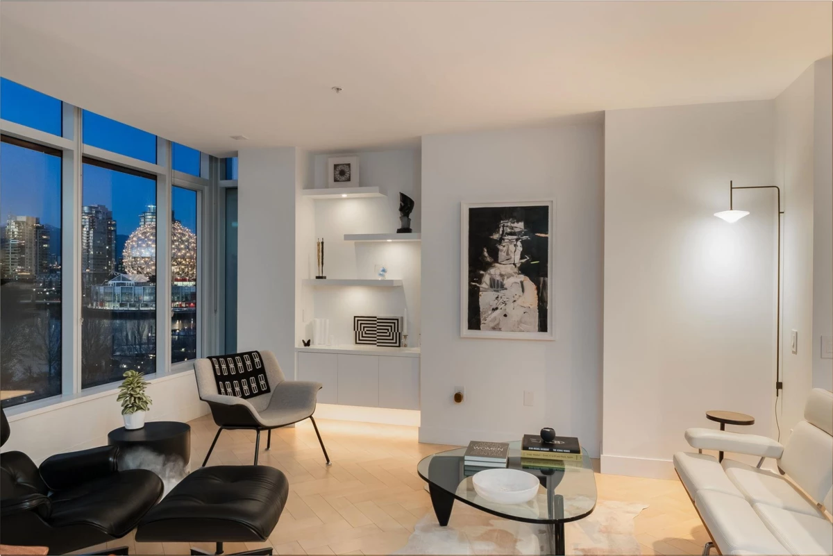 Dining Area Photo of 501 138 Athletes Way, Vancouver, BC