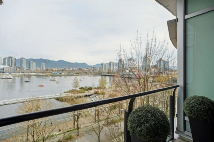 Garden / Landscaping Photo of 501 138 Athletes Way, Vancouver, BC