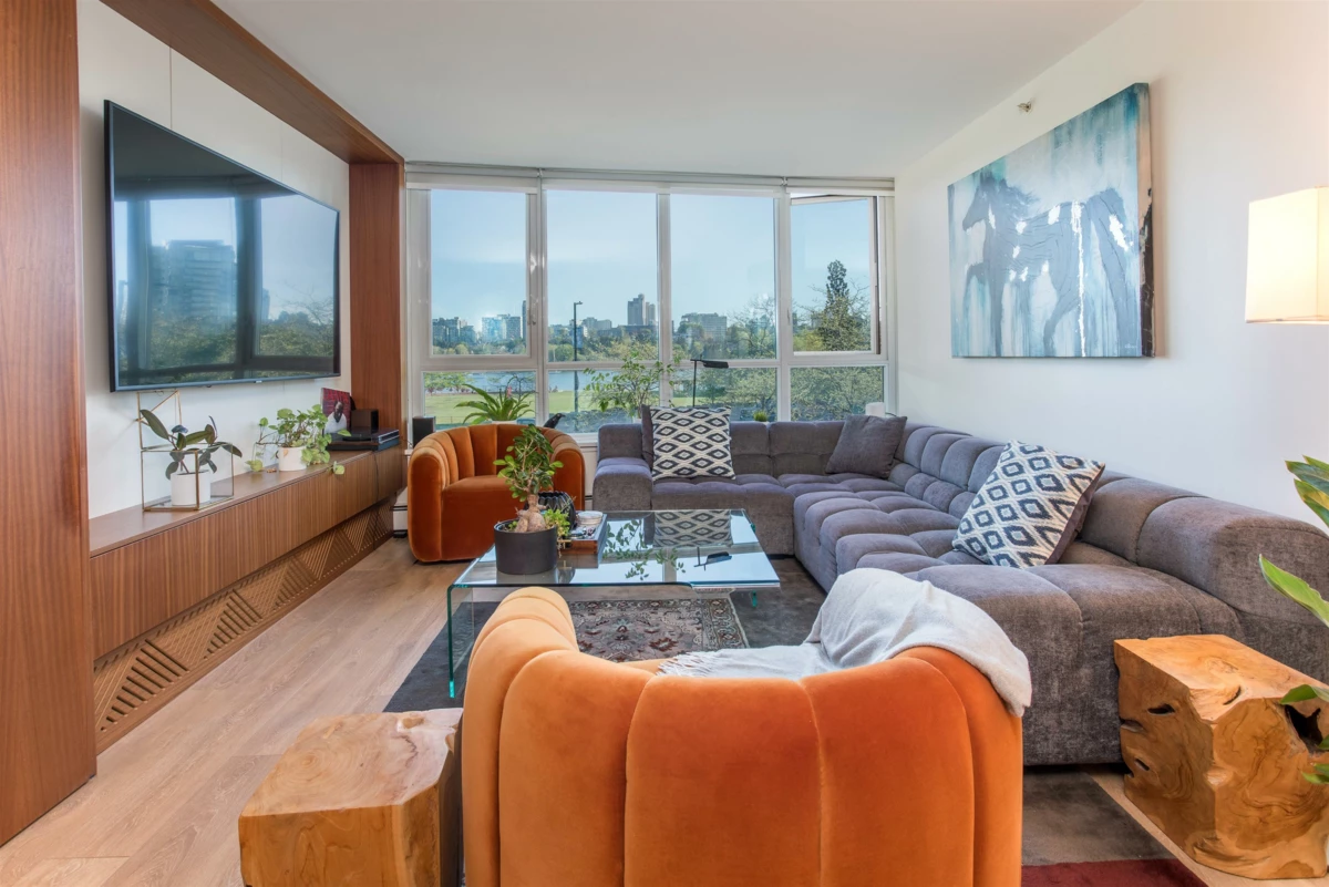 Family Room Photo of 203 388 Drake Street, Vancouver, BC