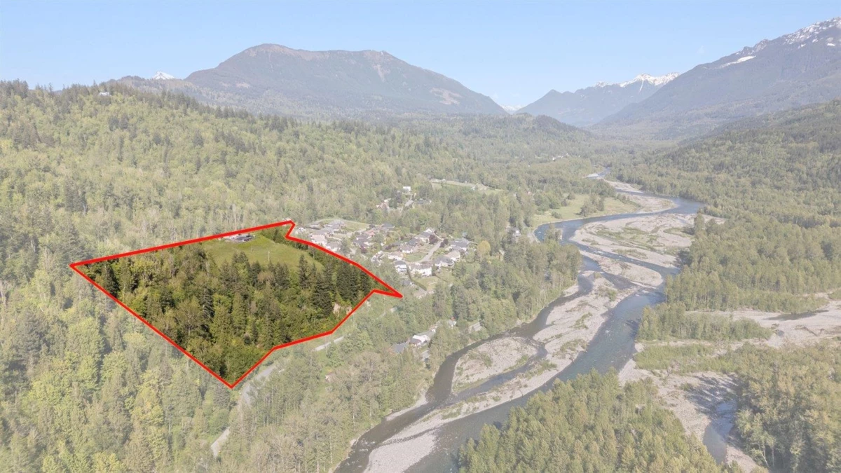 Exterior Rear Photo of 4495 Hirschman Road, Sardis - Chwk River Valley, BC