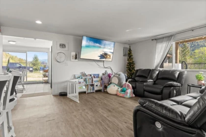 Breakfast Nook Photo of 4495 Hirschman Road, Sardis - Chwk River Valley, BC