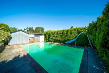 Aerial View of 951 Everett Crescent, Burnaby, BC