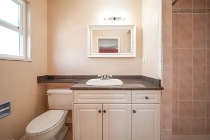 Hallway Photo of 951 Everett Crescent, Burnaby, BC