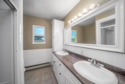 Mudroom Photo of 951 Everett Crescent, Burnaby, BC