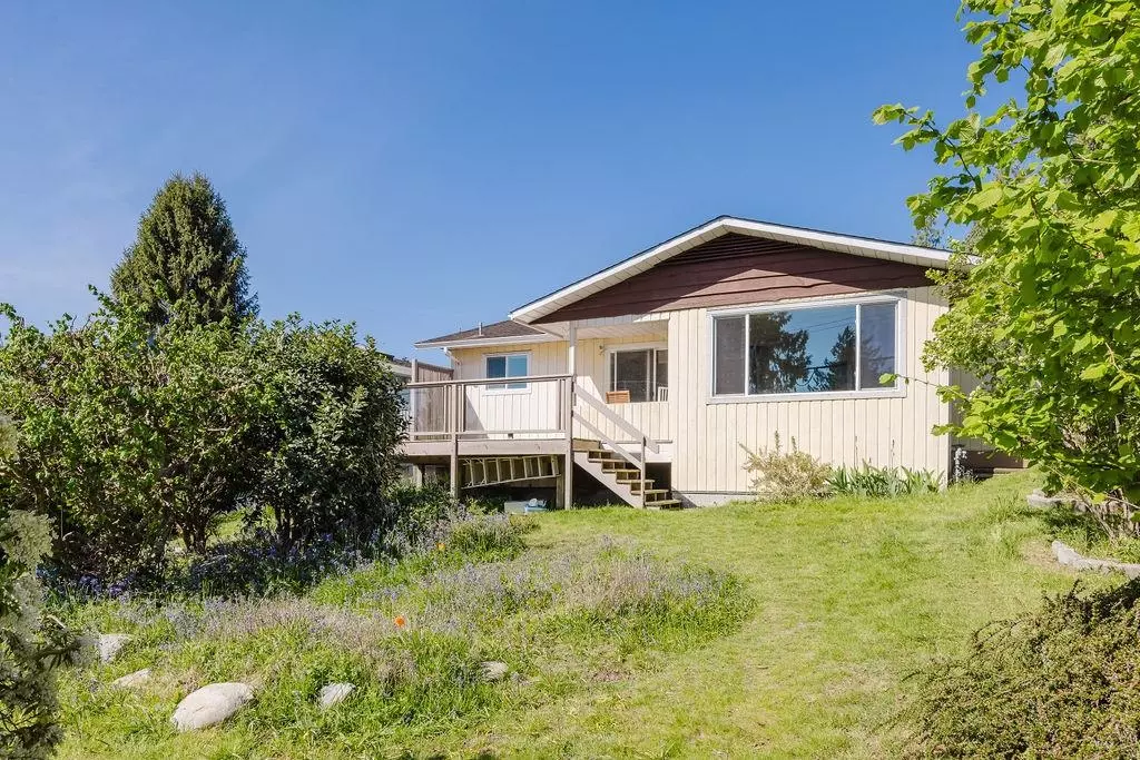 Exterior Rear Photo of 606 Martin Road, Gibsons, BC