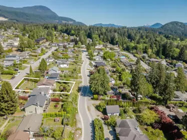 Community Amenities Photo (Clubhouse) of 606 Martin Road, Gibsons, BC
